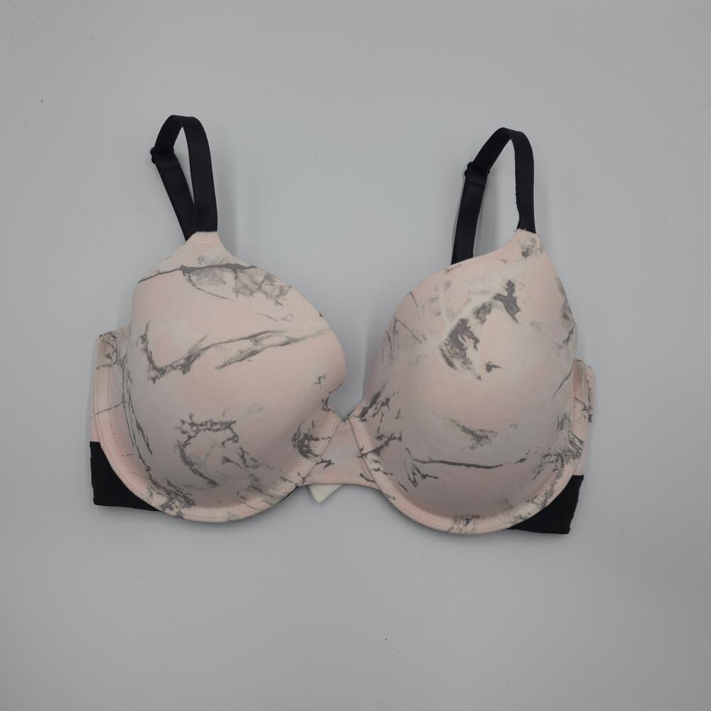 Pink Victoria's Secret Wear Everywhere Lightly Lined Bra in Marble Size 34DD